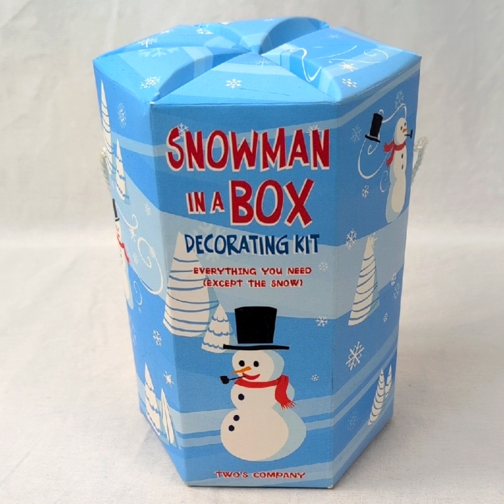 SNOWMAN IN A BOX Decorating Kit